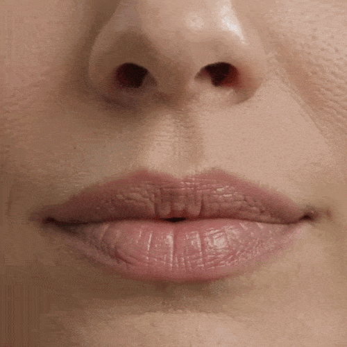 GlowLips™ – Balsam pentru Buze cu Nuanță Naturală